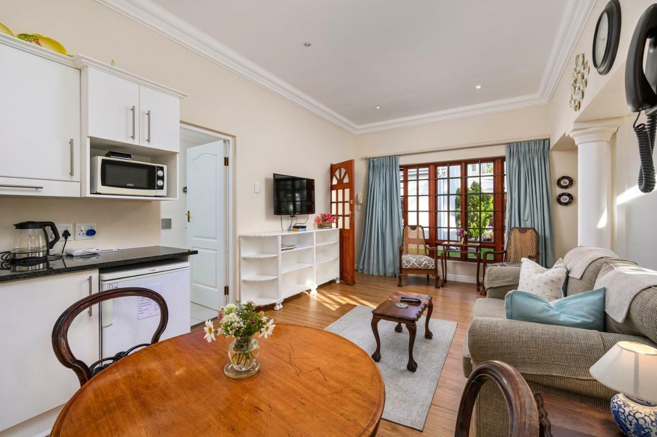 Millbury Guest House Port Elizabeth Exterior photo